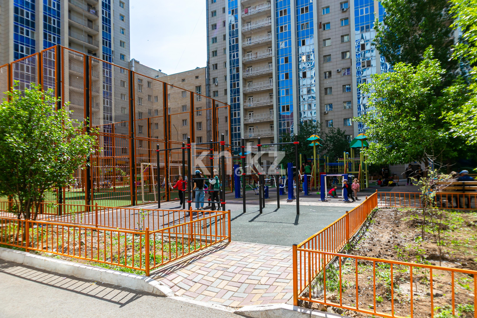Продажа 2-комнатной квартиры, 70 м², пр. Момышулы, дом  12 в Астане - фото 16