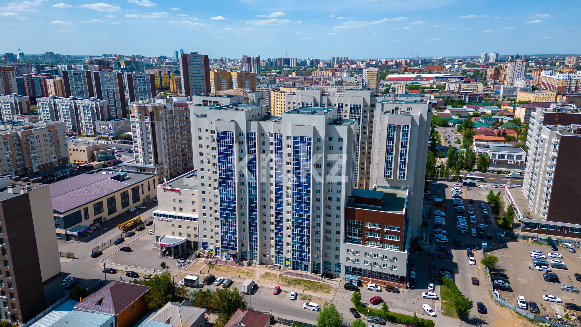 Продажа 2-комнатной квартиры, 70 м², пр. Момышулы, дом  12 в Астане - фото 8