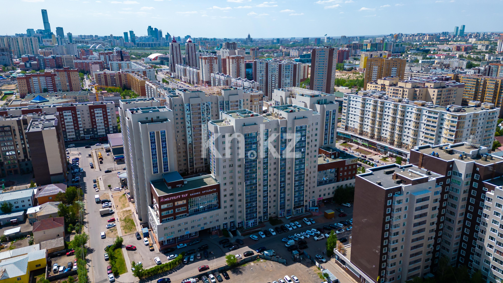 Продажа 2-комнатной квартиры, 70 м², пр. Момышулы, дом  12 в Астане - фото 11