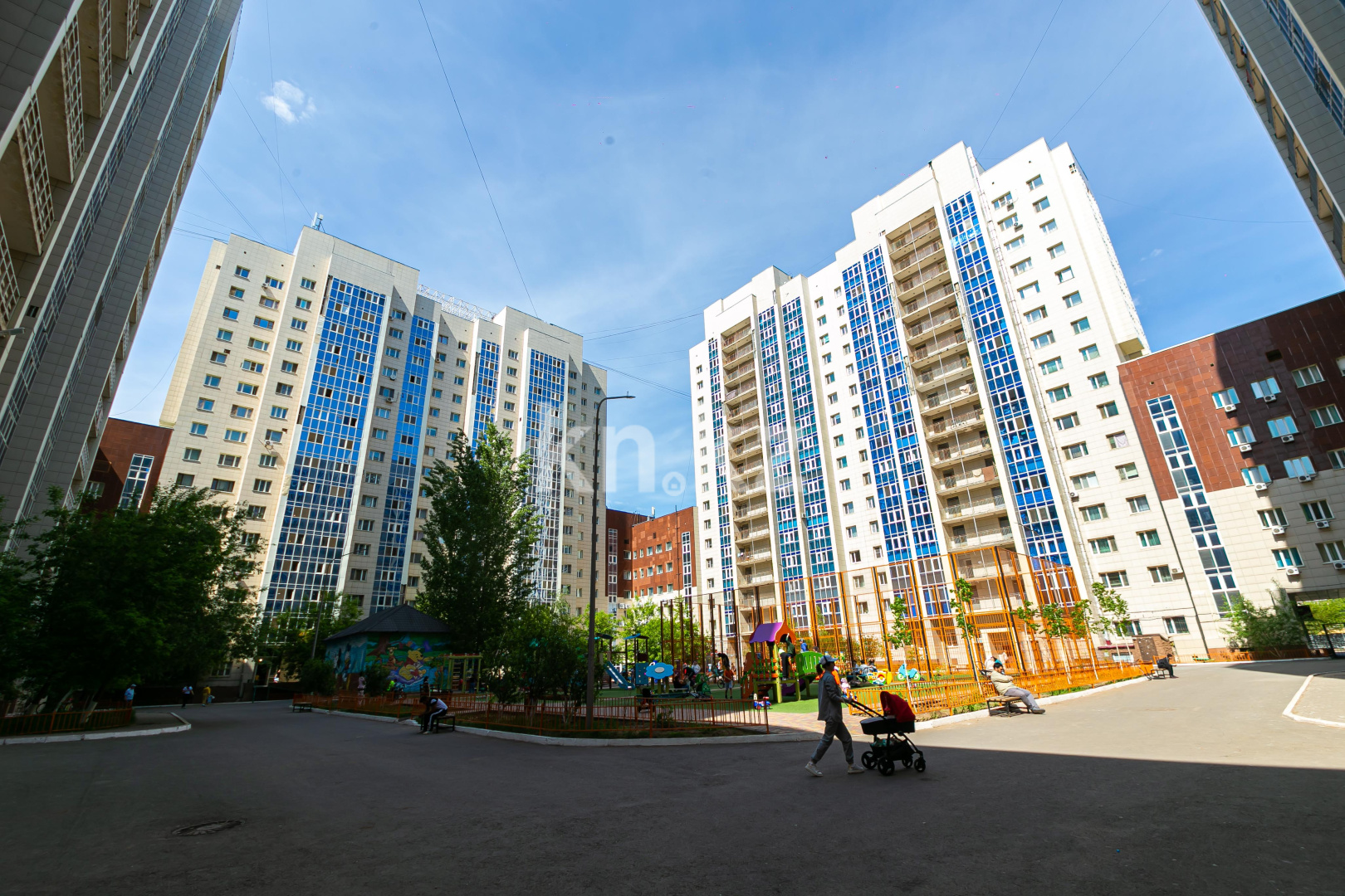 Продажа 2-комнатной квартиры, 70 м², пр. Момышулы, дом  12 в Астане - фото 12