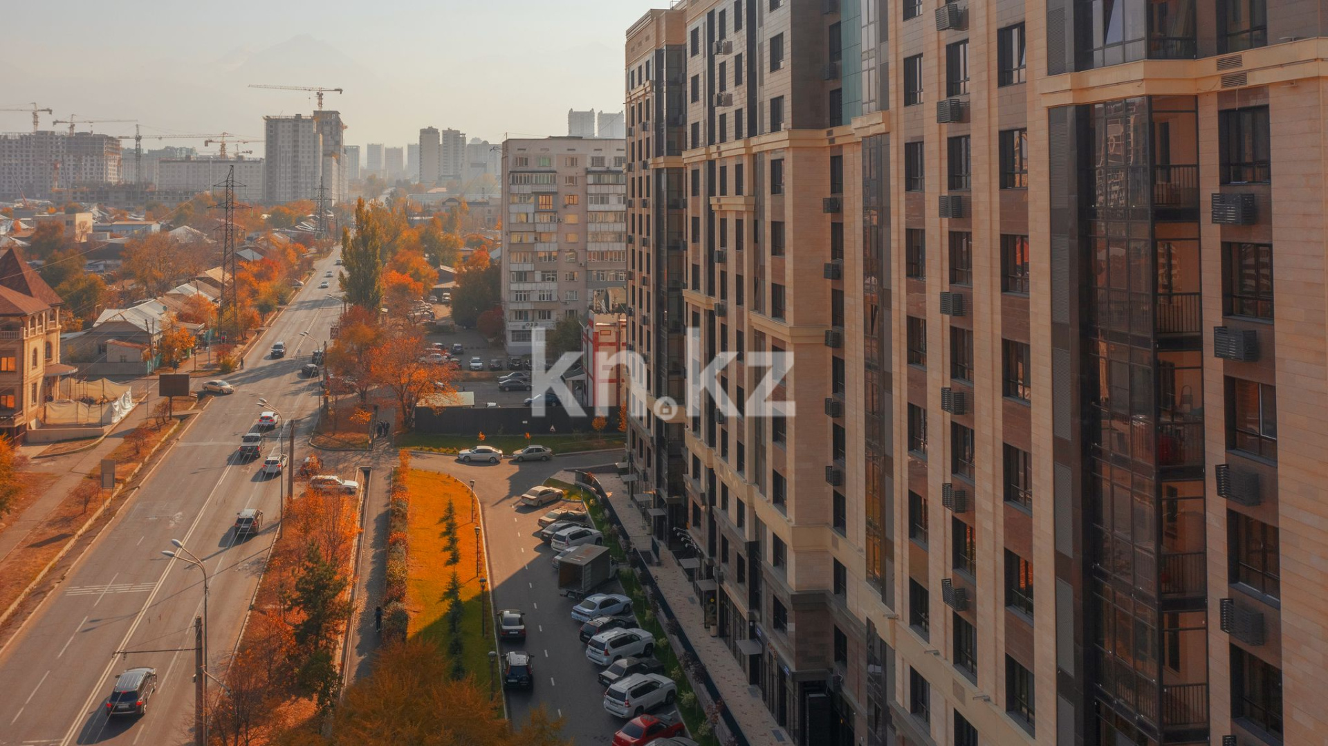 Продажа 3-комнатной квартиры, 100 м², ул. Розыбакиева, дом  181а в Алматы - фото 8