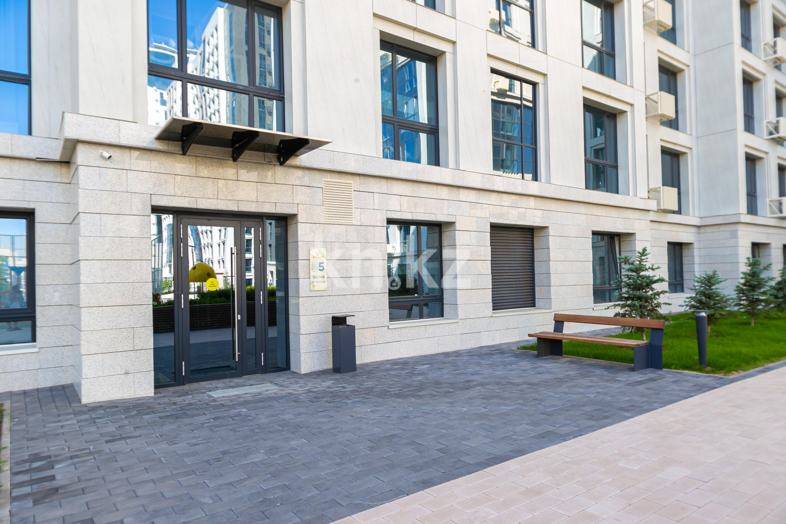 Продажа 1-комнатной квартиры, 48 м², ул. Сарайшык, дом  4 в Астане - фото 24