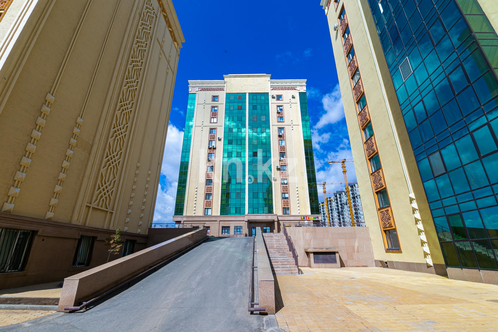 Продажа 2-комнатной квартиры, 65 м², ул. Нажимеденова, дом  34 в Астане - фото 14