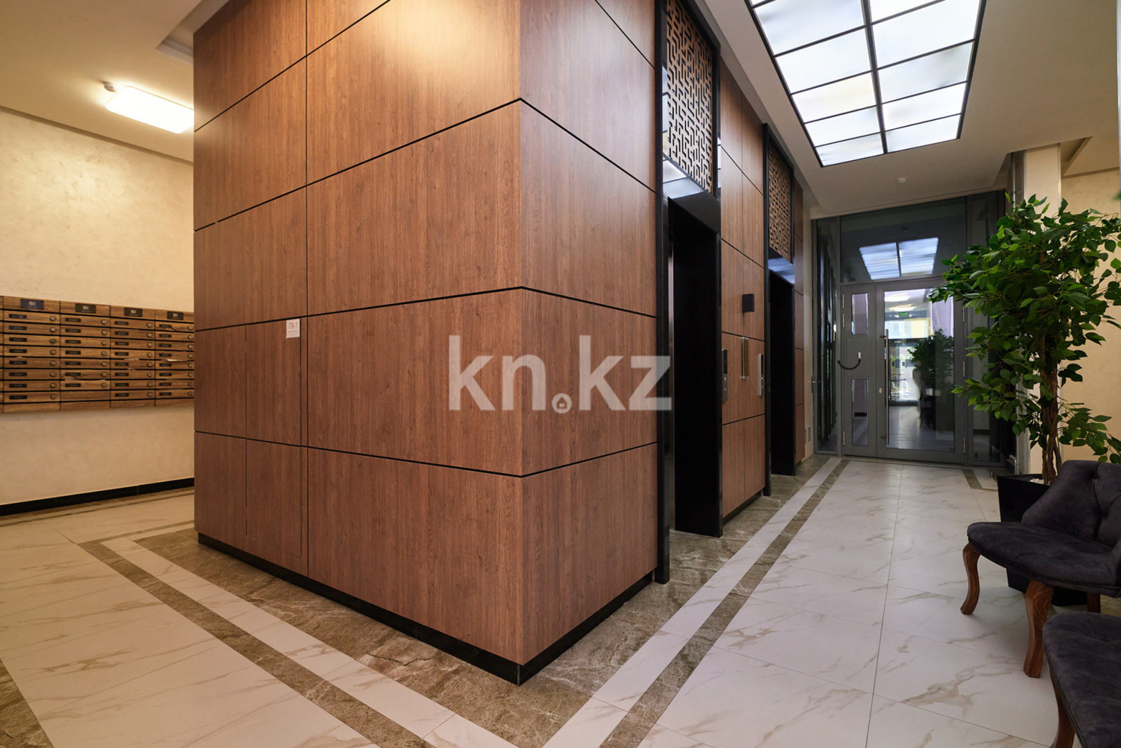 Продажа 2-комнатной квартиры, 65 м², ул. Мухамедханова, дом  4/3 в Астане - фото 19