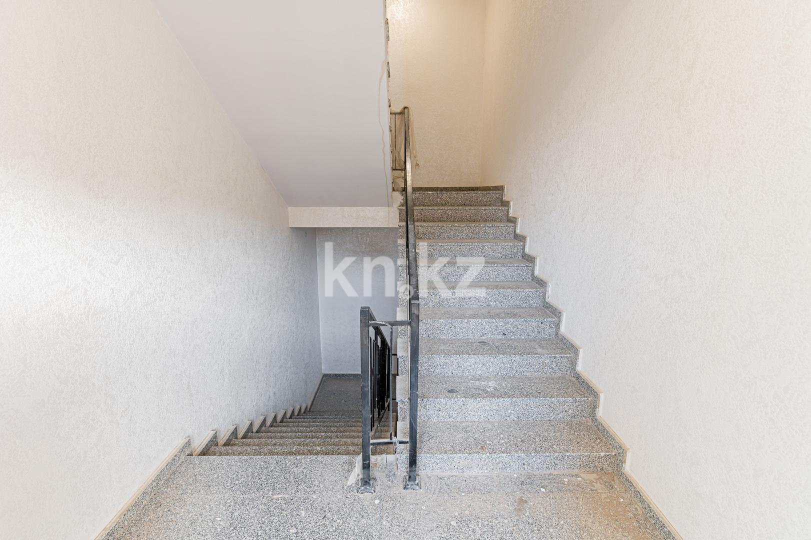 Продажа 1-комнатной квартиры, 38 м², пр. Кабанбай батыра, дом  59 в Астане - фото 13