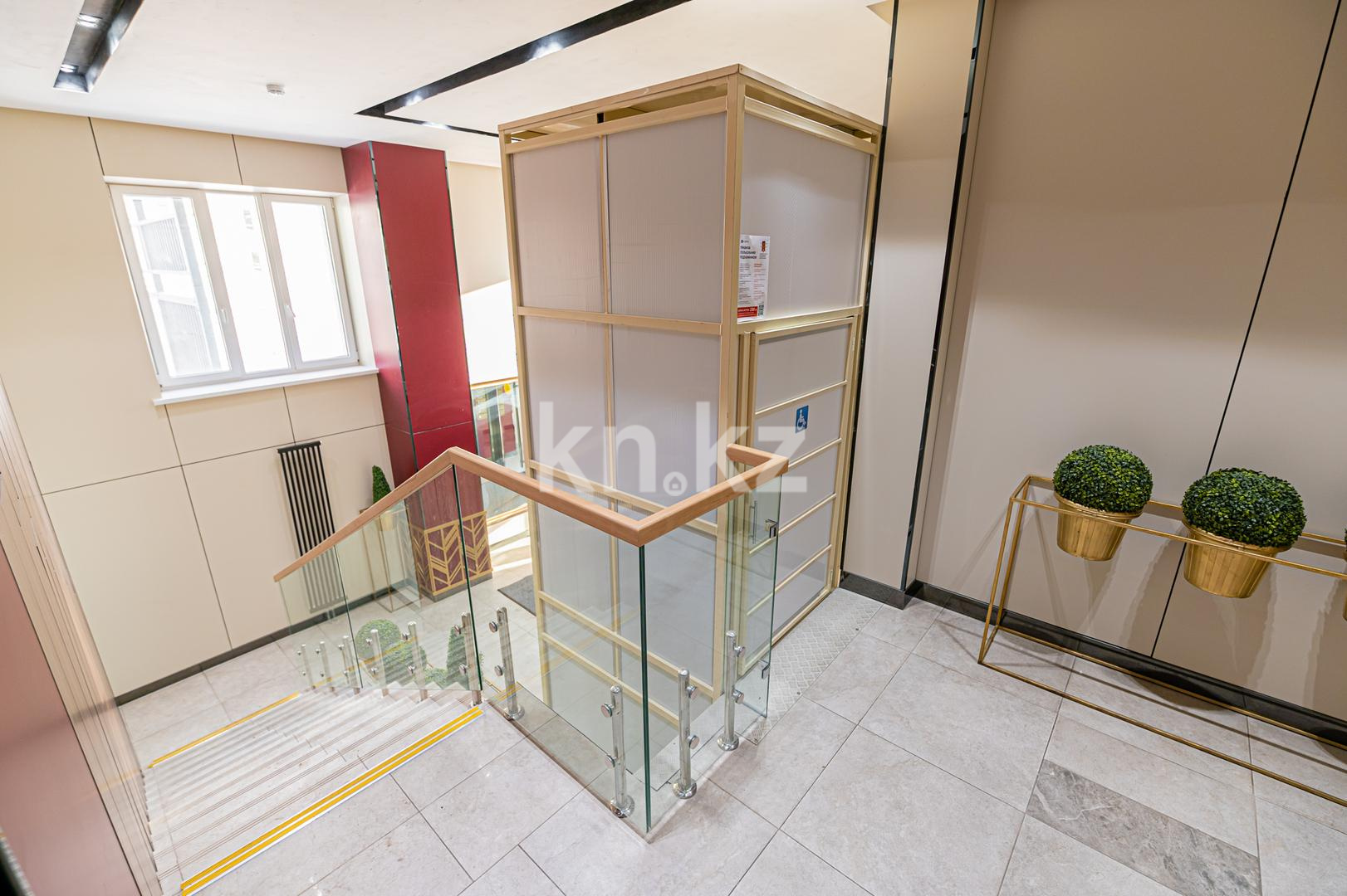 Продажа 3-комнатной квартиры, 90 м², пр. Улы Дала, дом  39 в Астане - фото 16