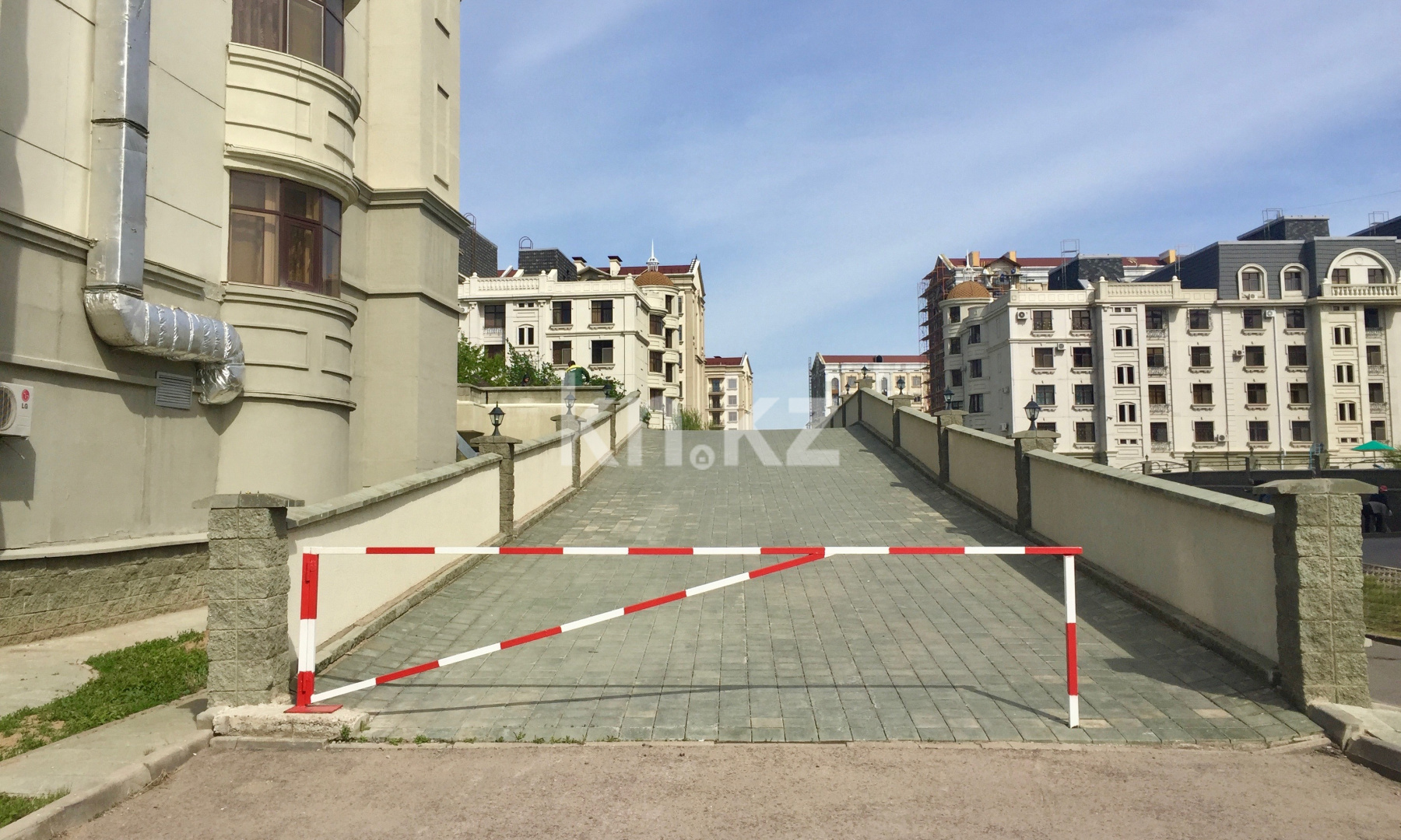 Продажа 2-комнатной квартиры, 88 м², ул. Калдаякова, дом  2 в Астане - фото 10