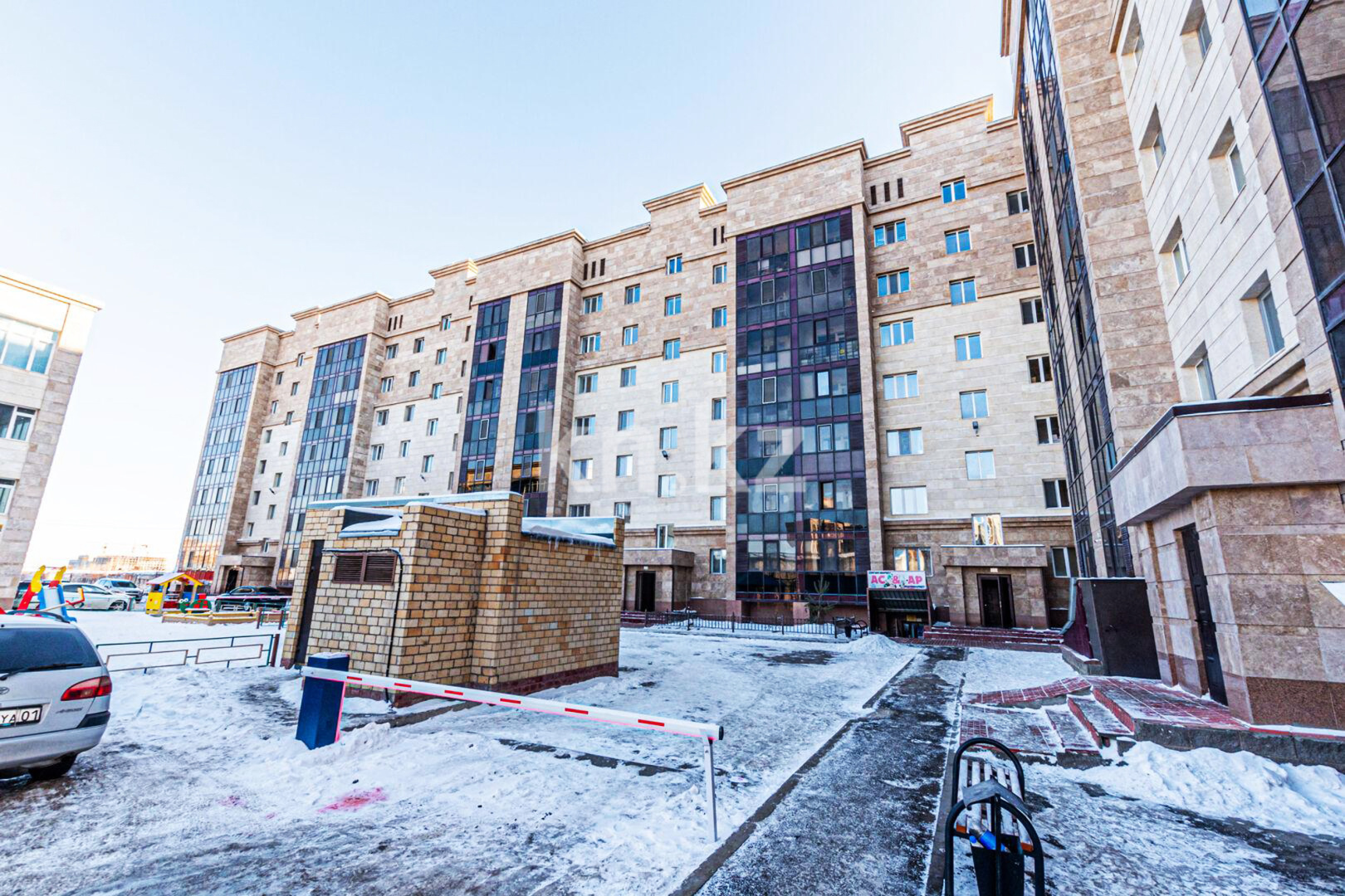 Продажа 3-комнатной квартиры, 94 м², ул. Бухар жырау, дом  23 в Астане - фото 8