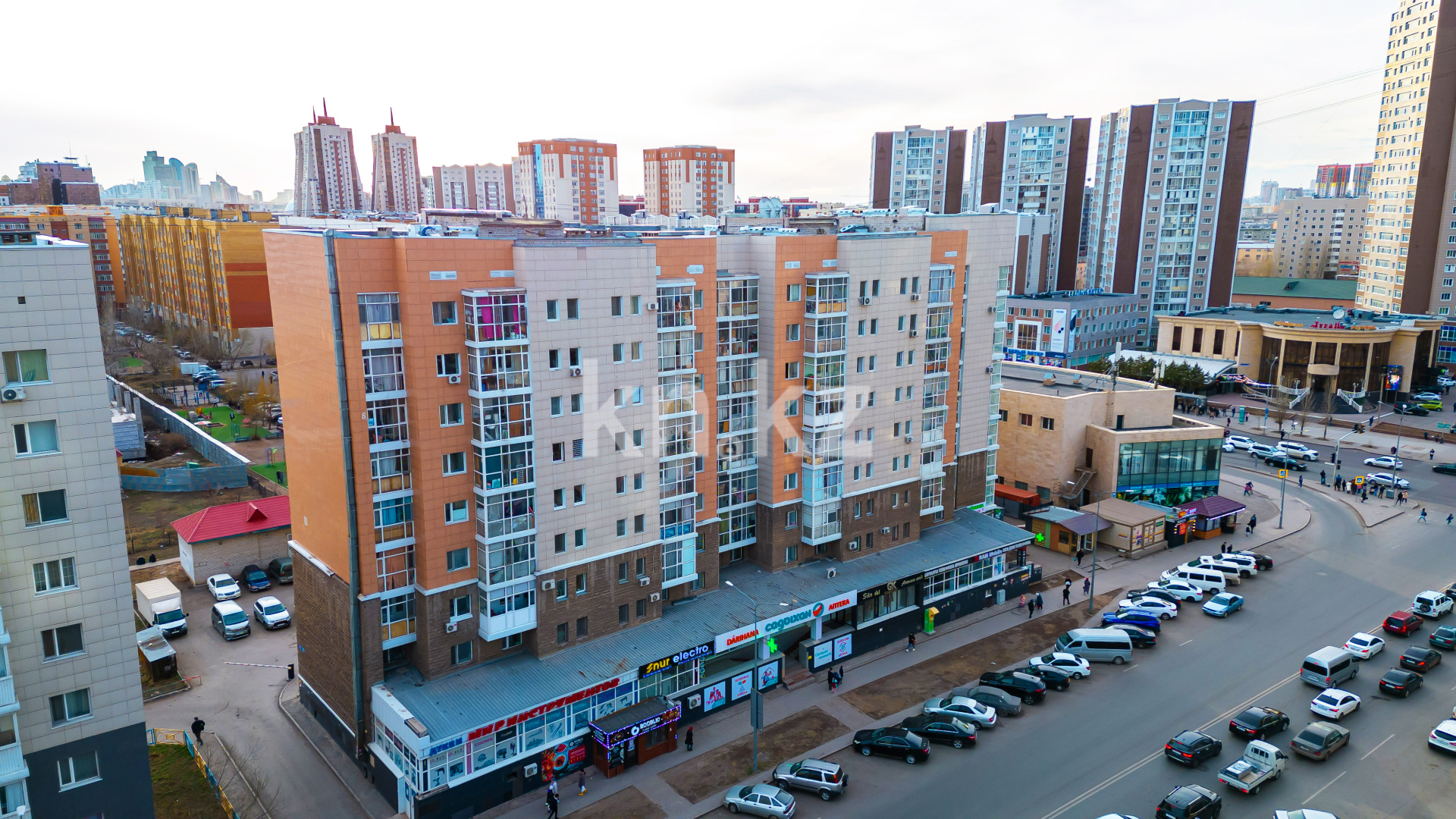 Продажа 1-комнатной квартиры, 42 м², пр. Момышулы, дом  10/2 в Астане - фото 5