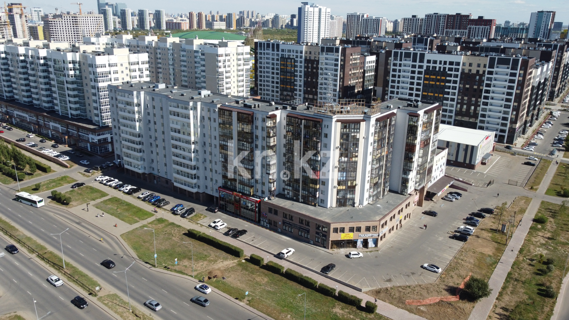 Продажа 1-комнатной квартиры, 42.7 м², пр. Туран, дом  60 в Астане - фото 4