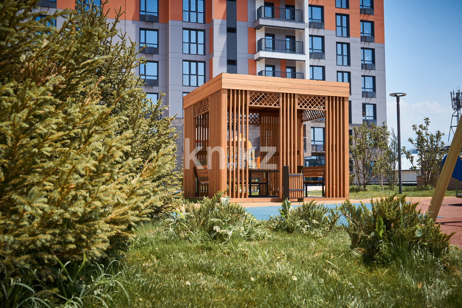 Продажа 4-комнатной квартиры, 105 м², ул. Варламова, дом  27а в Алматы - фото 7