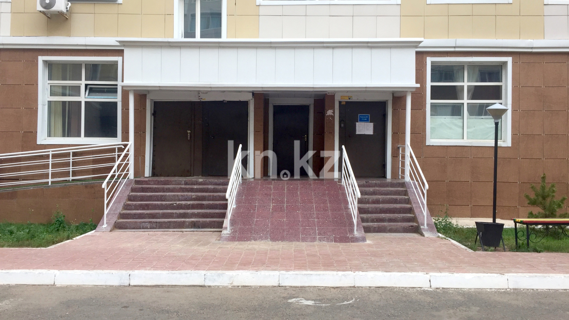 Продажа 2-комнатной квартиры, 60 м², ул. Бокейхана, дом  8 в Астане - фото 8