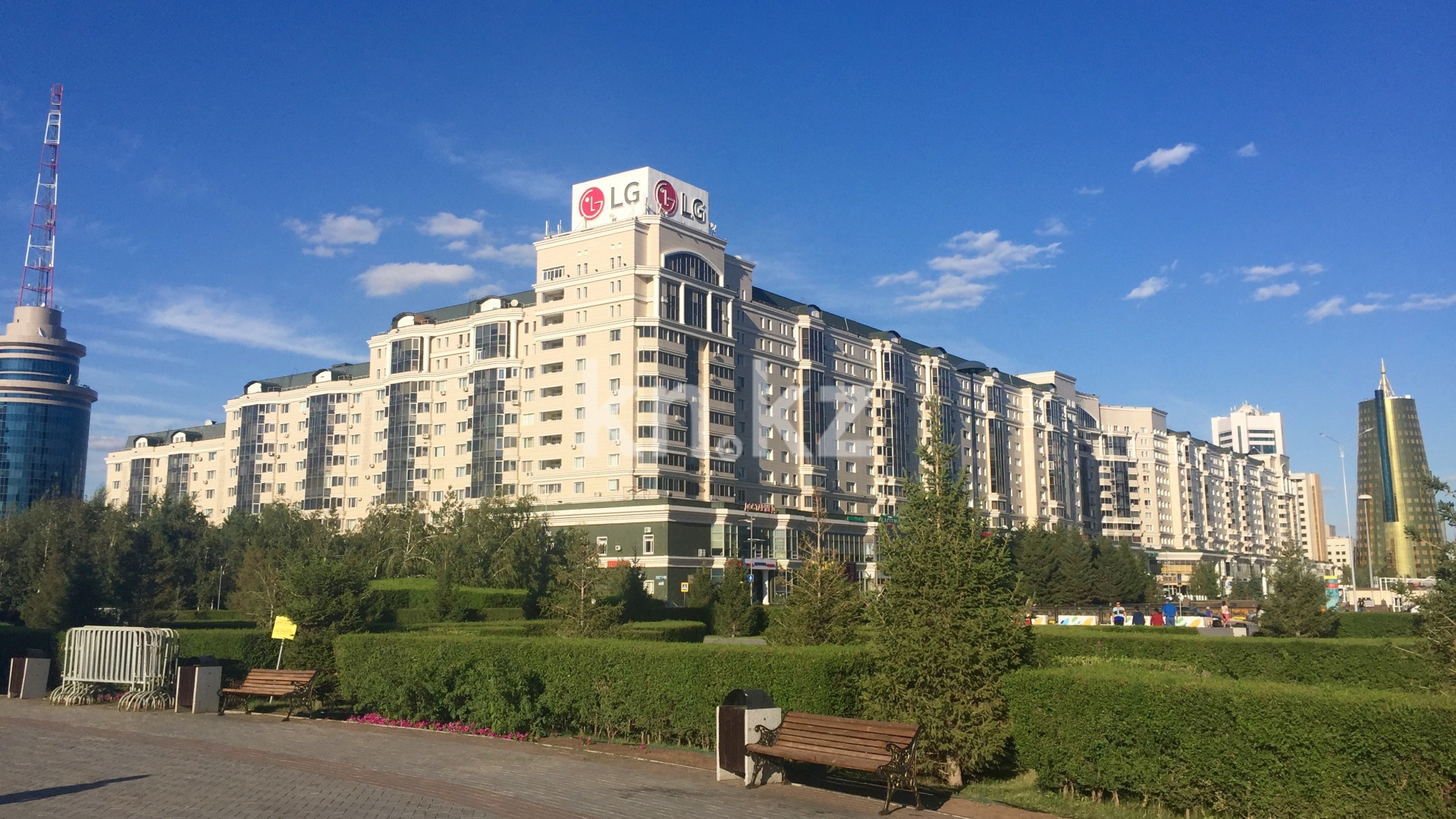 Продажа 2-комнатной квартиры, 55 м², ул. Кунаева, дом  14 - Мангилик в Астане - фото 6