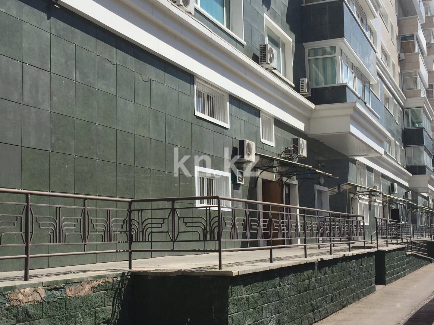 Продажа 2-комнатной квартиры, 55 м², ул. Кунаева, дом  14 - Мангилик в Астане - фото 8