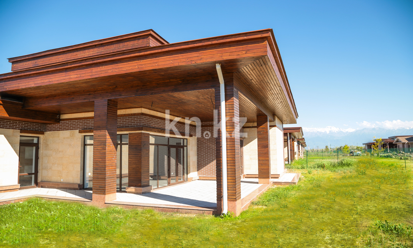 Продажа 4-комнатной квартиры, 75 м², ул. Маметовой, дом  36 в Алматы - фото 10