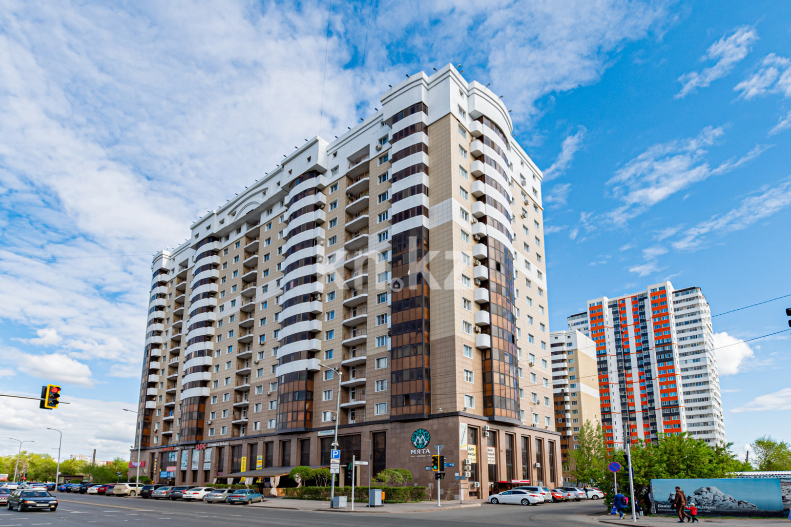 Продажа 2-комнатной квартиры, 65.7 м², ул. Иманова, дом  26 в Астане - фото 10