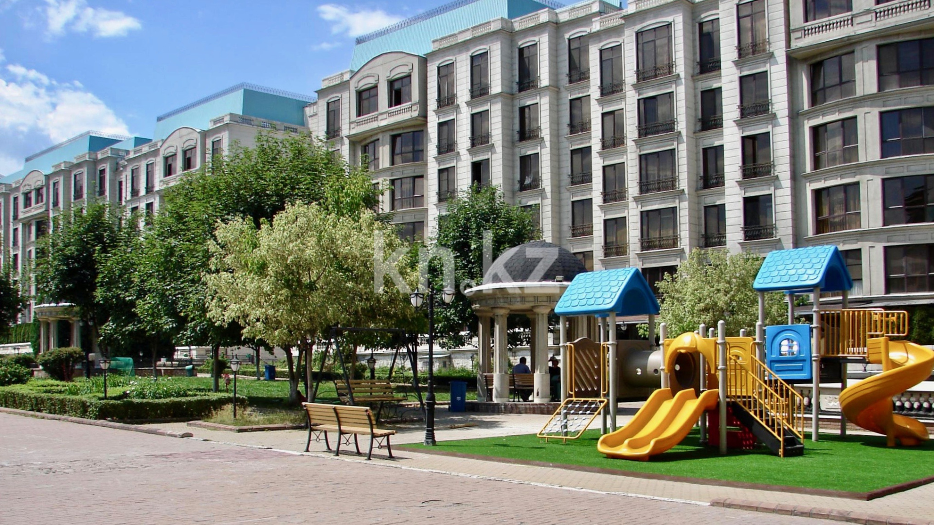 Продажа 4-комнатной квартиры, 154 м², пр. Назарбаева, дом  301 в Алматы - фото 17