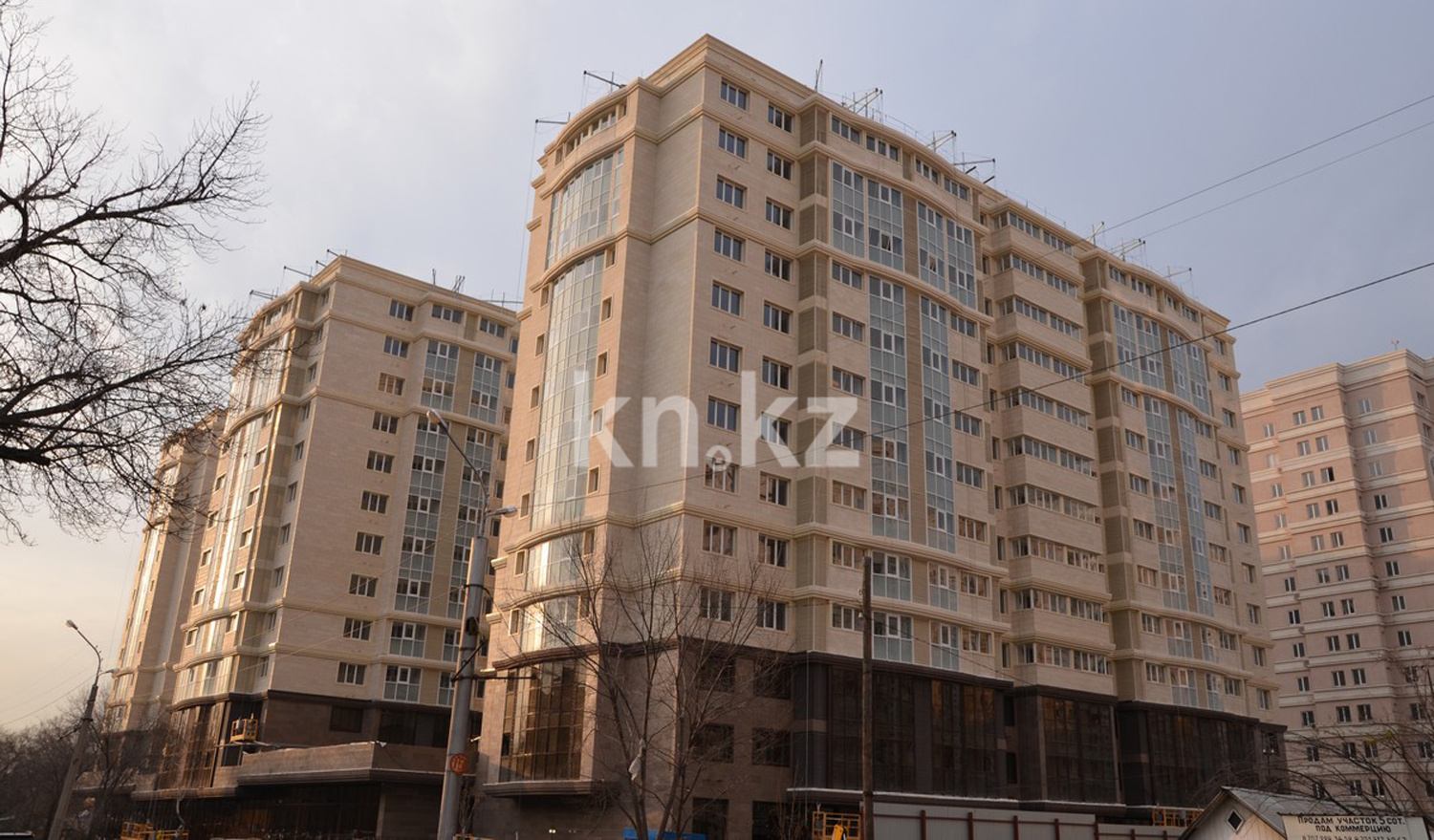 Продажа 3-комнатной квартиры, 94 м², ул. Навои, дом  210/1 в Алматы - фото 2