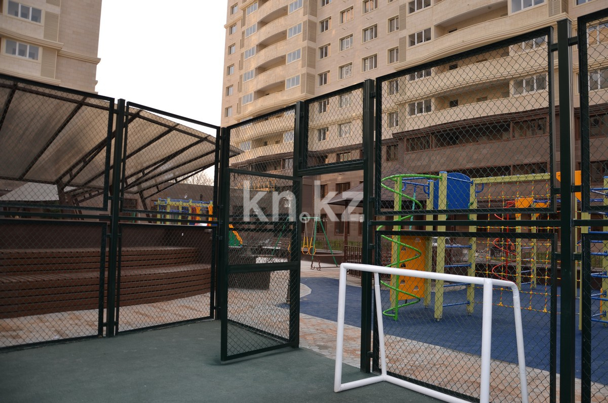 Продажа 3-комнатной квартиры, 94 м², ул. Навои, дом  210/1 в Алматы - фото 3