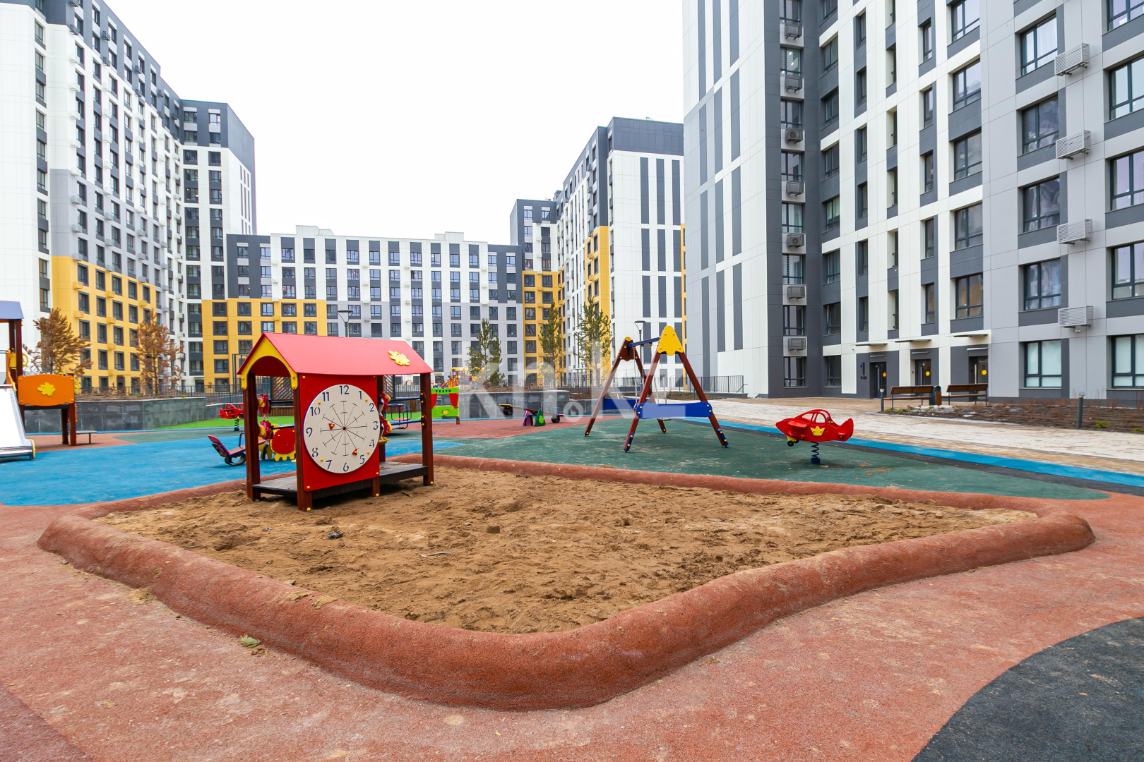 Продажа 2-комнатной квартиры, 61 м², ул. Омарова, дом  2/1 в Астане - фото 15