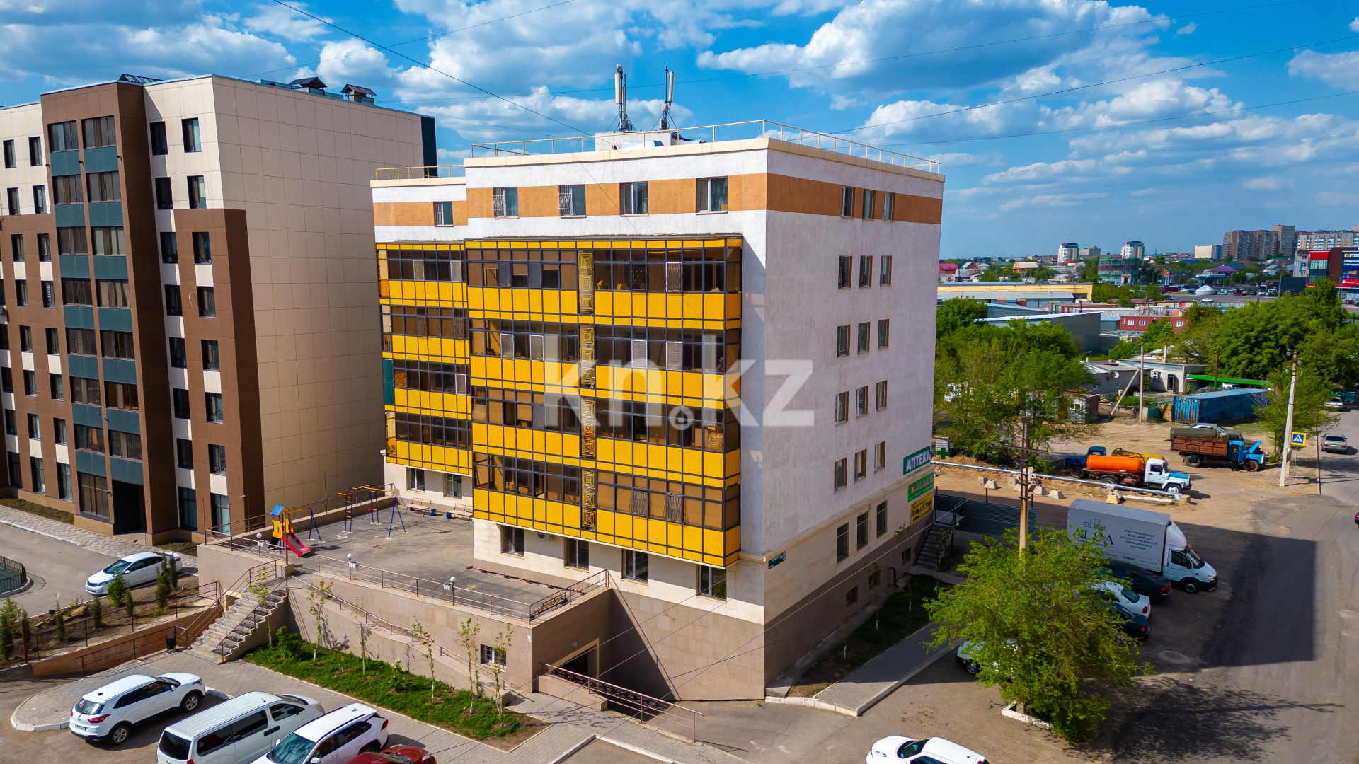 Продажа 3-комнатной квартиры, 75 м², ул. Жамбыла, дом  15а в Астане - фото 13