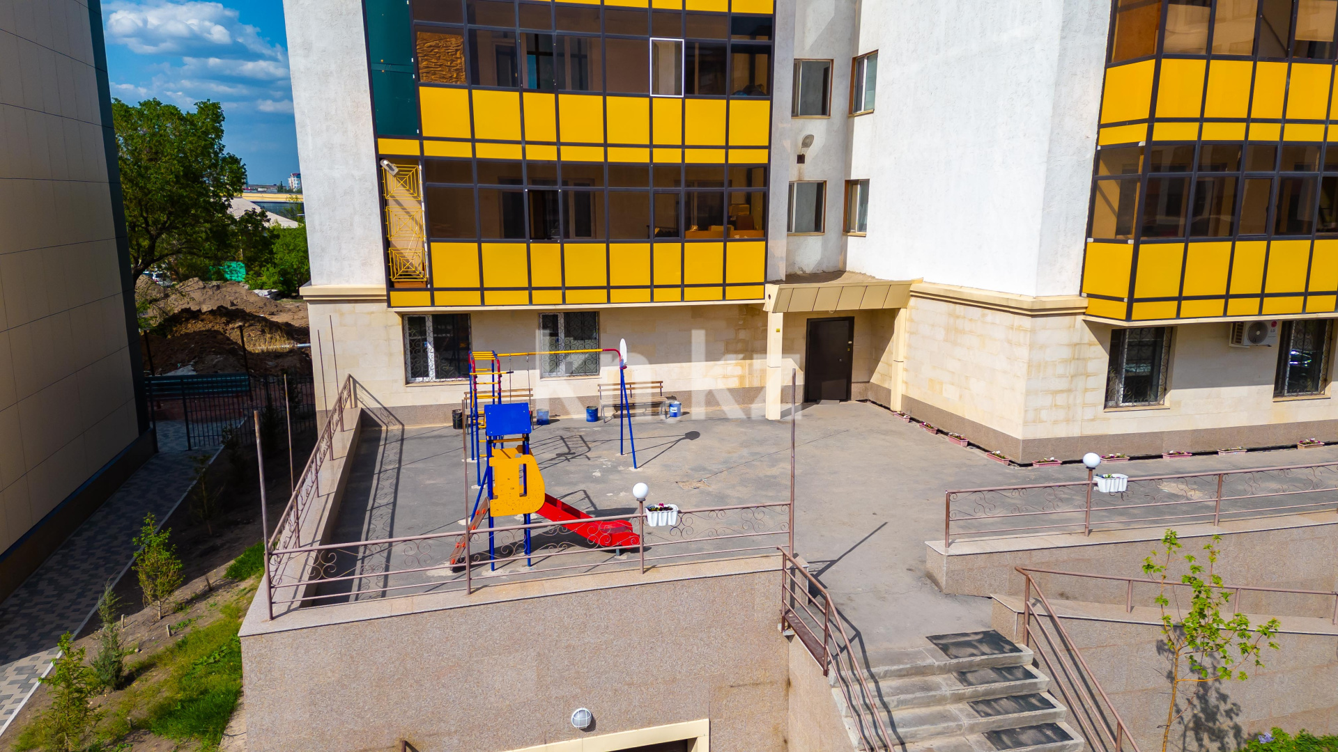 Продажа 3-комнатной квартиры, 75 м², ул. Жамбыла, дом  15а в Астане - фото 15