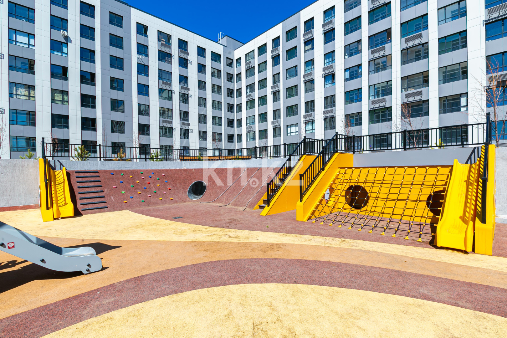 Продажа 2-комнатной квартиры, 66.5 м², ул. Мухамедханова, дом  6а в Астане - фото 23