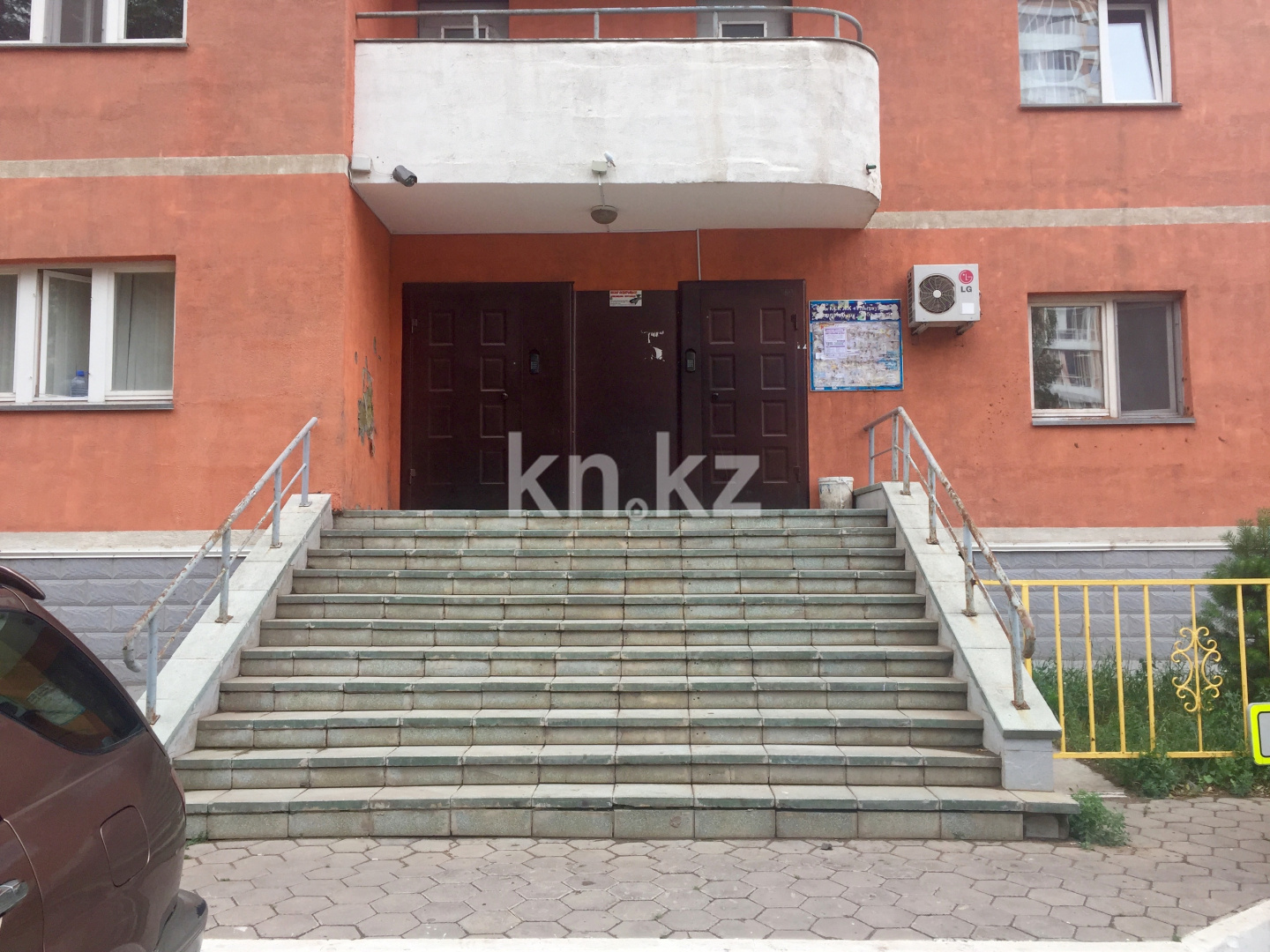 Продажа 3-комнатной квартиры, 85 м², ул. Отырар, дом  2/1 в Астане - фото 12
