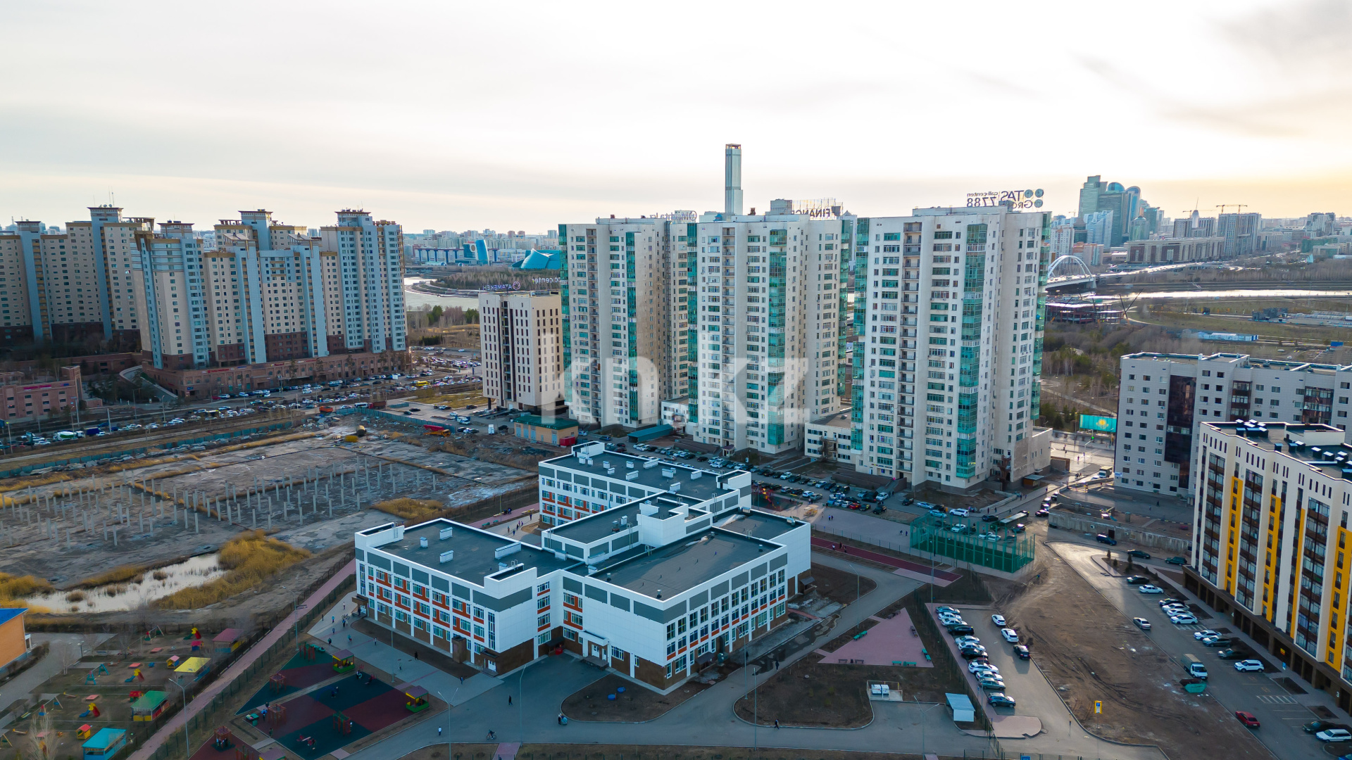 Продажа 1-комнатной квартиры, 55 м², пр. Момышулы, дом  2 в Астане - фото 10