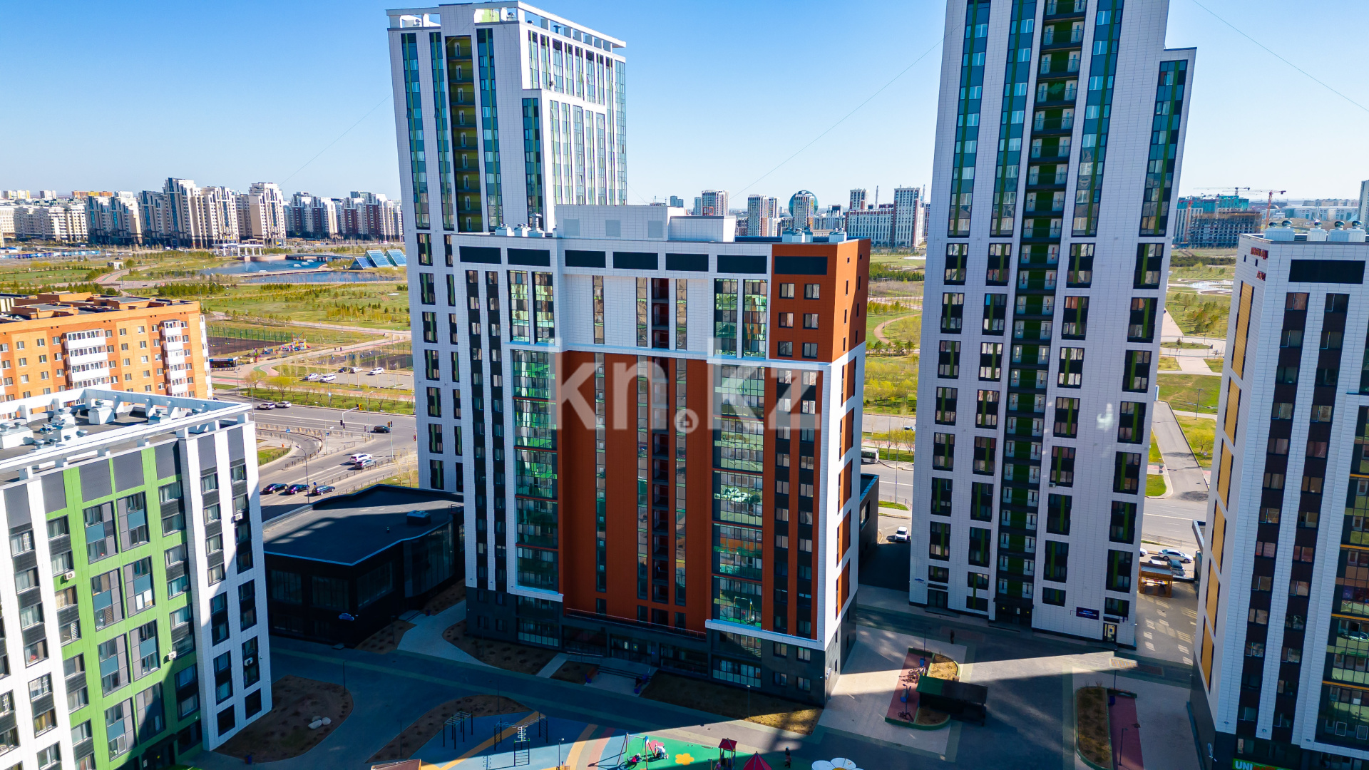 Продажа 2-комнатной квартиры, 79 м², пр. Кабанбай батыра, дом  46 в Астане - фото 12