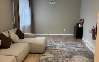 Продажа 5-комнатной квартиры, 140 м²
