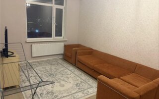 Продажа 1-комнатной квартиры, 42 м²