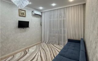 Продажа 1-комнатной квартиры, 42 м²