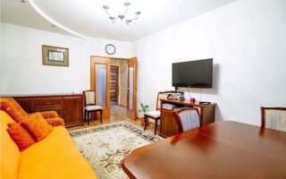Продажа 3-комнатной квартиры, 61.6 м²