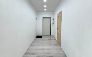 Продажа 2-комнатной квартиры, 68.4 м²