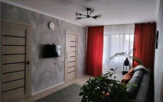 Продажа 3-комнатной квартиры, 48 м²