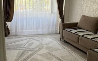 Продажа 3-комнатной квартиры, 77 м²