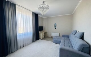 Продажа 2-комнатной квартиры, 57 м²