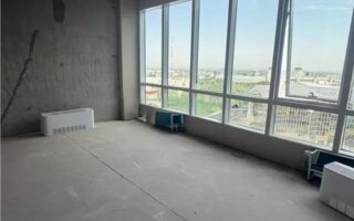 Продажа 4-комнатной квартиры, 165 м²