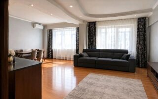 Продажа 2-комнатной квартиры, 82.8 м²
