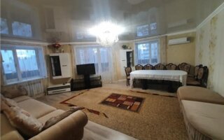 Продажа 4-комнатной квартиры, 137.41 м²