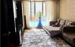 Продажа 1-комнатной квартиры, 42 м²
