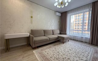 Продажа 1-комнатной квартиры, 42 м²