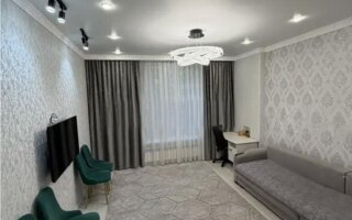 Продажа 2-комнатной квартиры, 65 м²