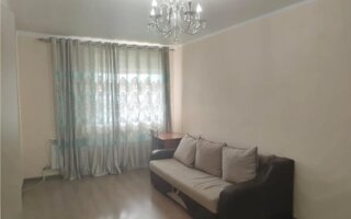 Продажа 1-комнатной квартиры, 42 м²