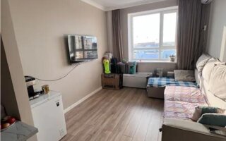 Продажа 1-комнатной квартиры, 40 м²