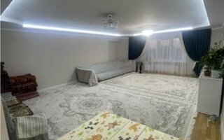 Продажа 5-комнатной квартиры, 196 м²