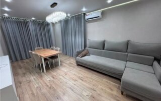 Продажа 2-комнатной квартиры, 60 м²
