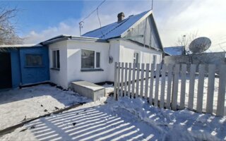 Продажа 4-комнатного дома, 72.3 м²