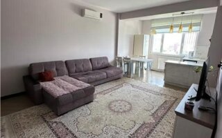 Продажа 2-комнатной квартиры, 67.6 м²